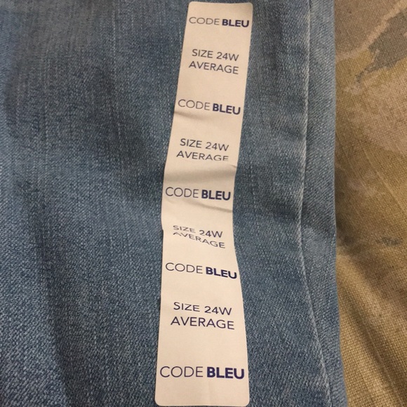 Code Bleu Jeans Code Blue Lover Crop Jean Size 24 Nwt Poshmark